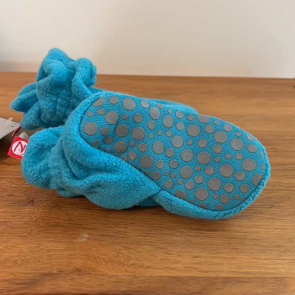 NEW Bright Blue 18 mo Zutano booties - Picture 2 of 3
